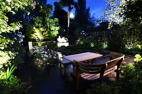 cach-bo-tri-den-led-chieu-cay-den-led-hat-cay-hop-ly